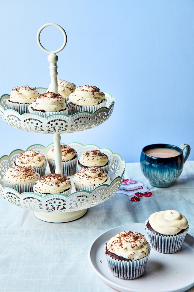 Afternoon Tea | Cream Cupcakes