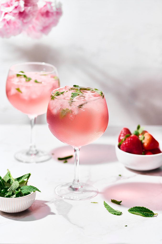 Mint and Strawberry Drink